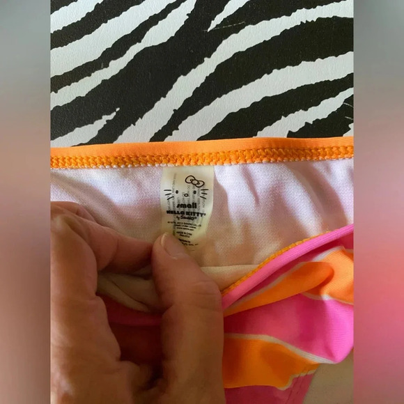 Sanrio Hello Kitty bikini bottoms - Picture 2 of 3